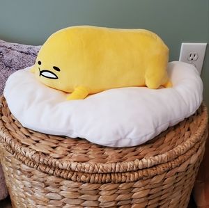 NWT large gudetama plush
